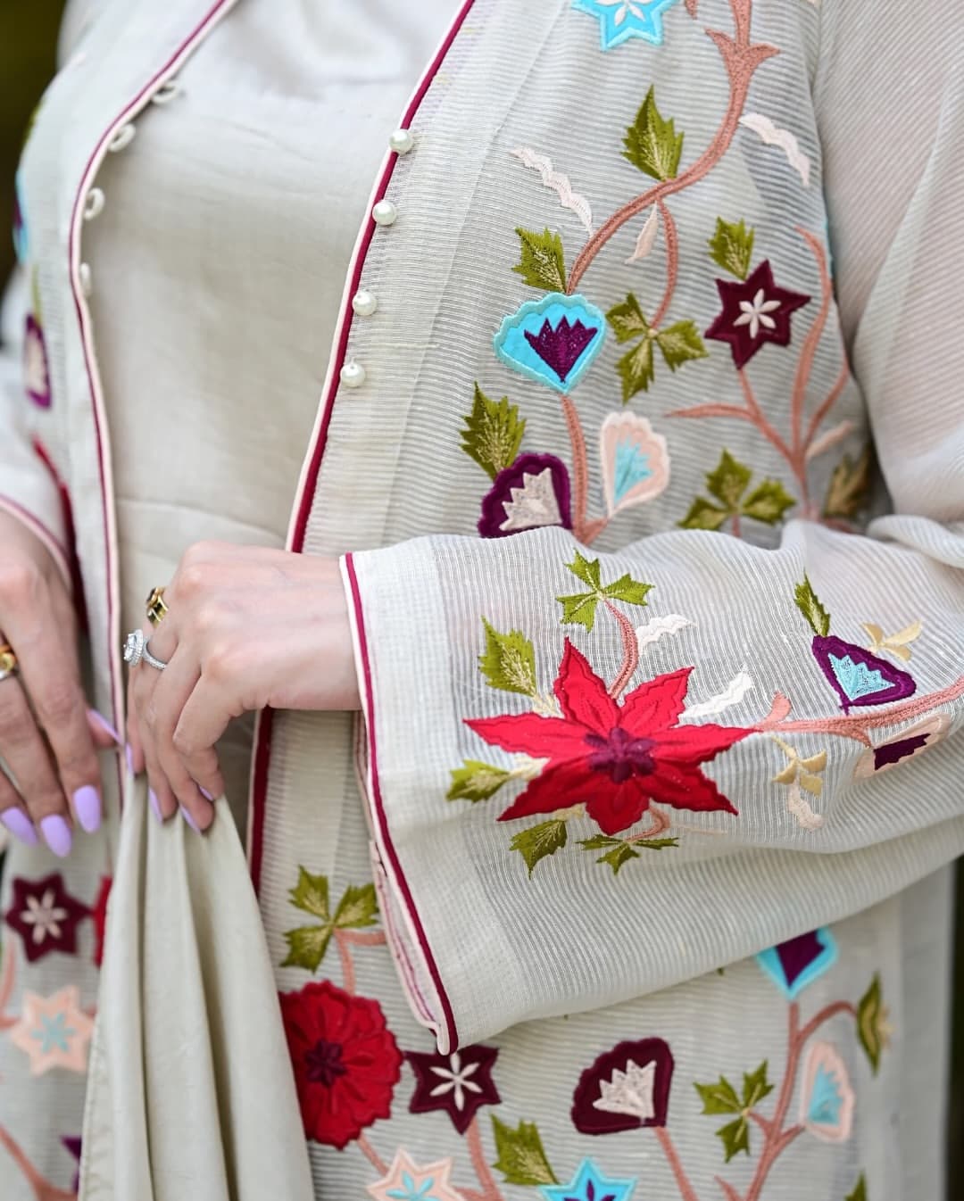 Floral Fusion, lookbook frame 7