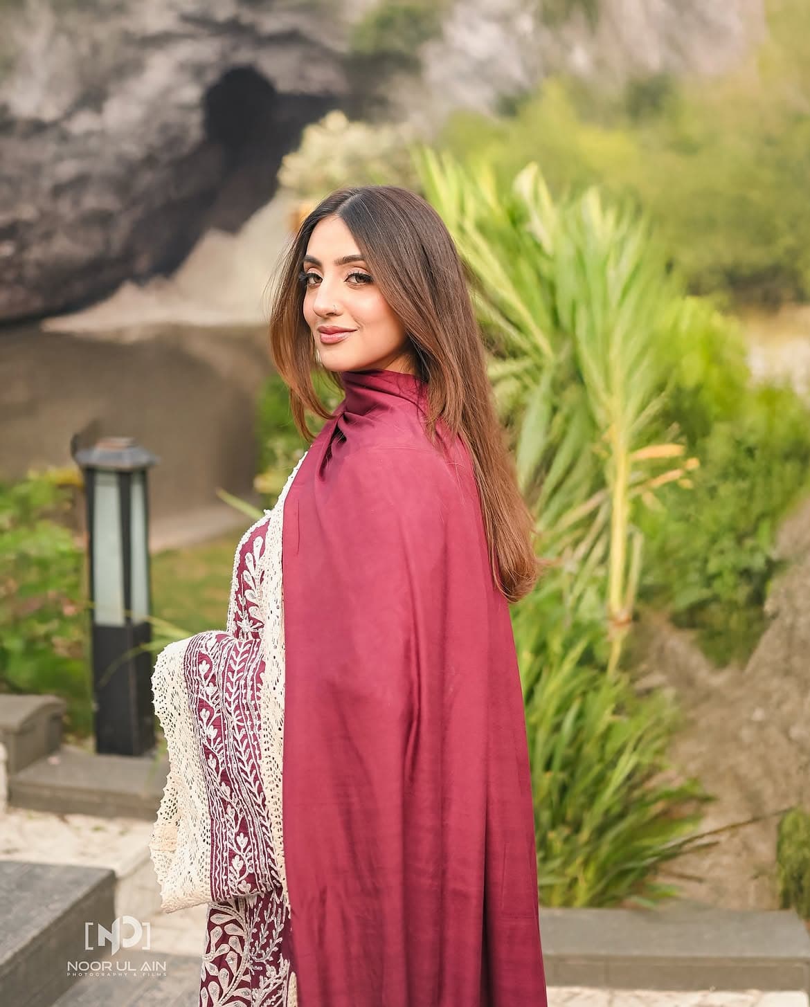 Magenta Mirage, lookbook frame 1