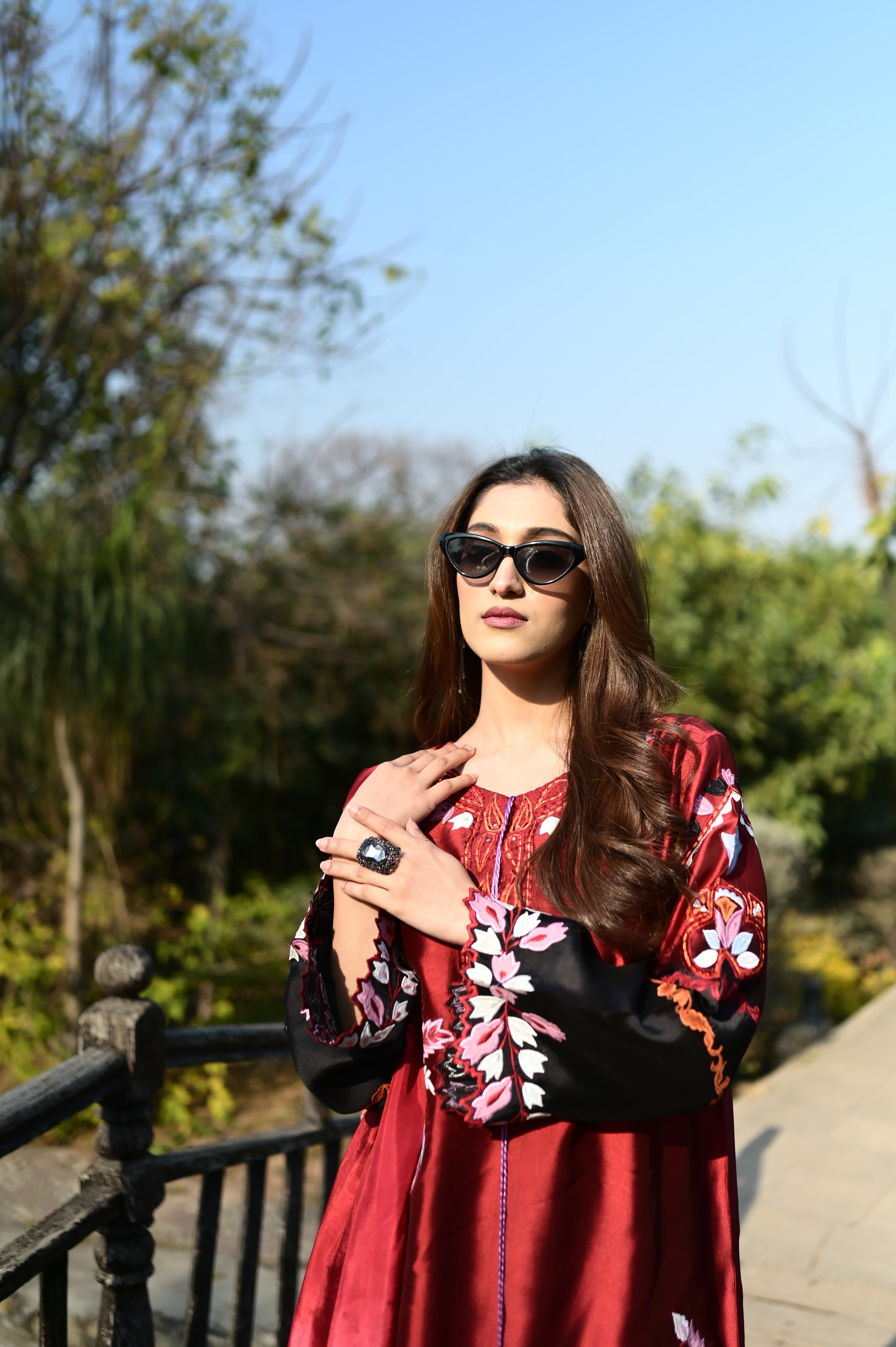 Ruby Noir, lookbook frame 2