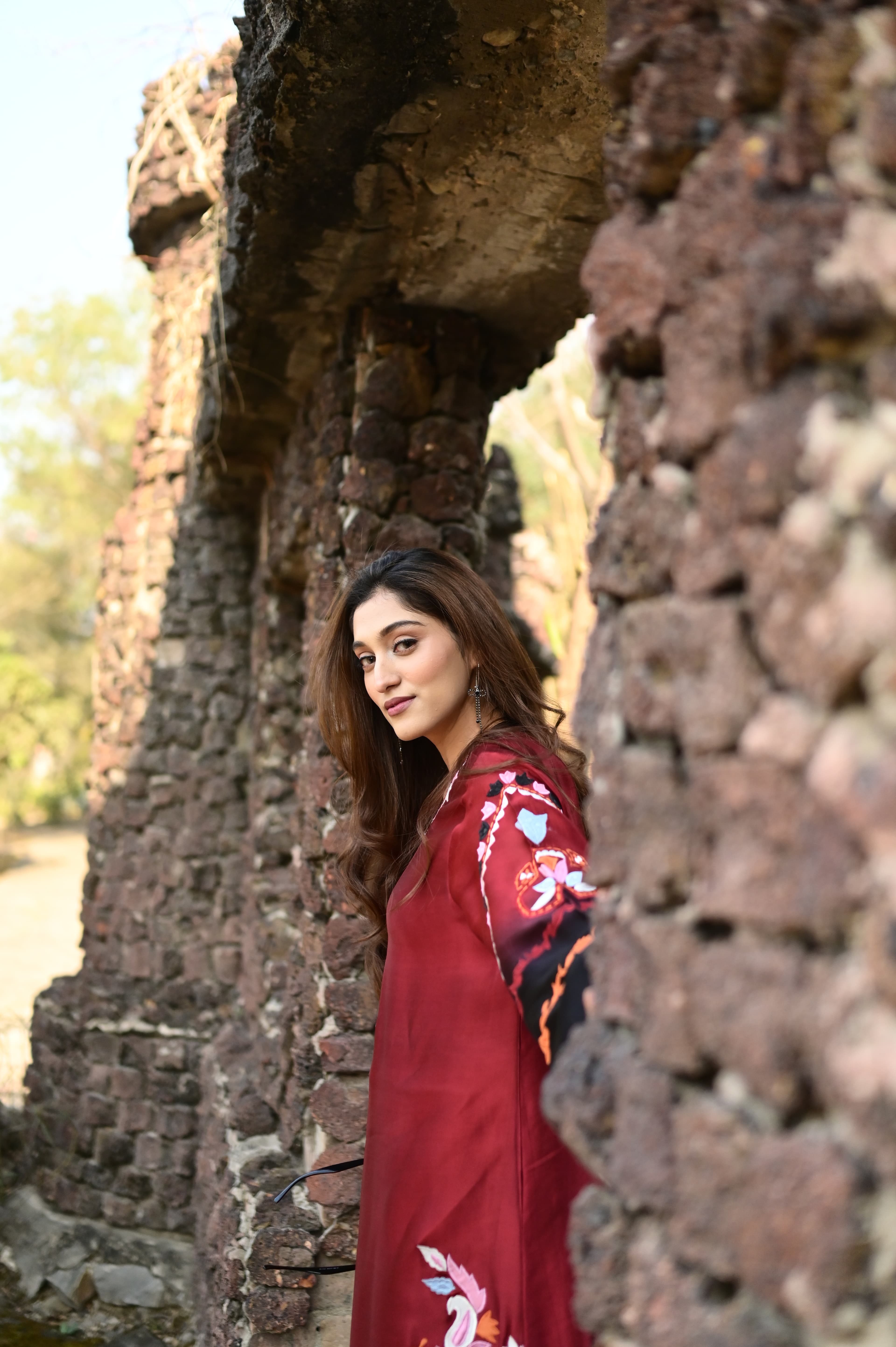 Ruby Noir, lookbook frame 4