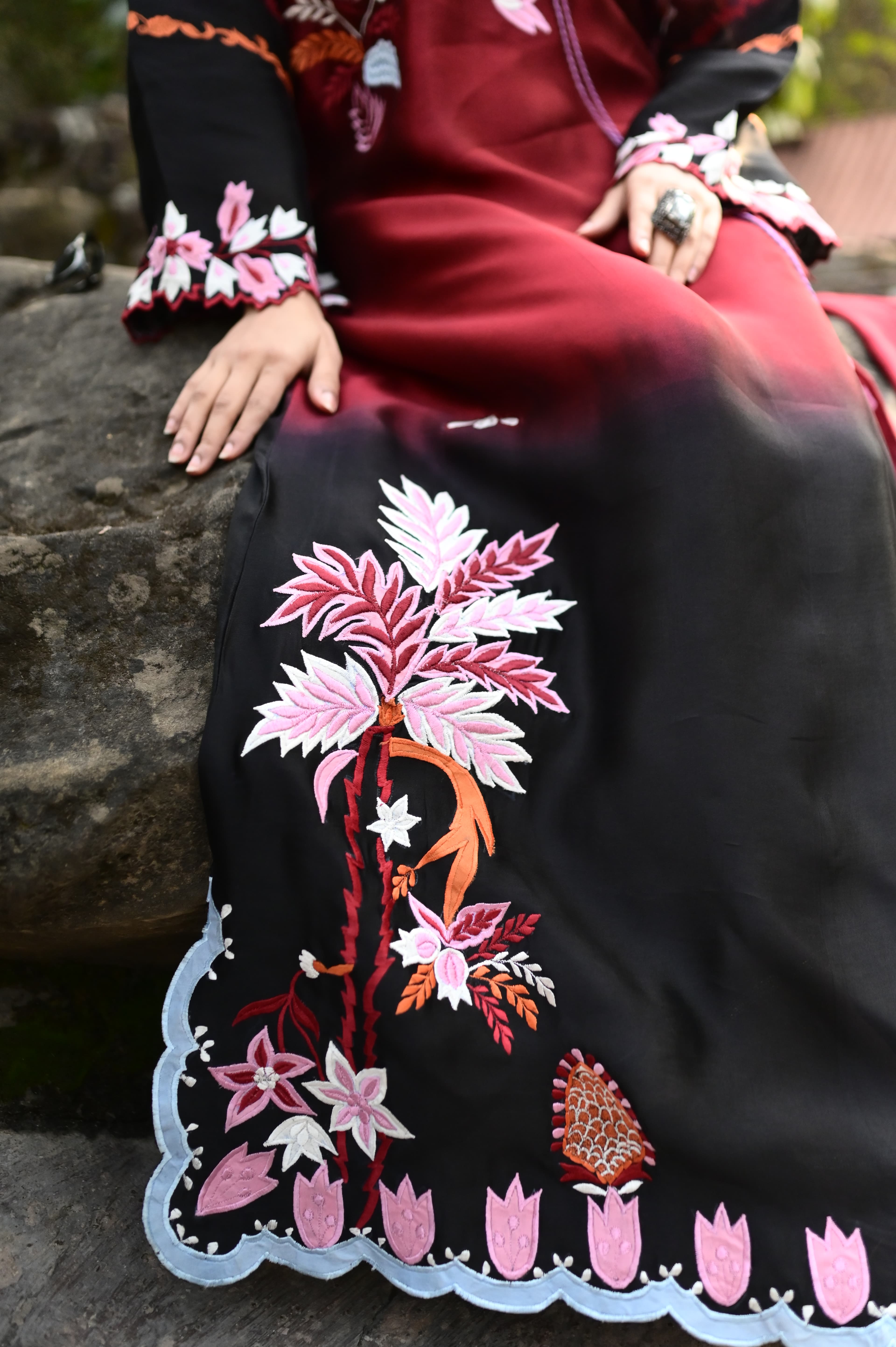 Ruby Noir, lookbook frame 5