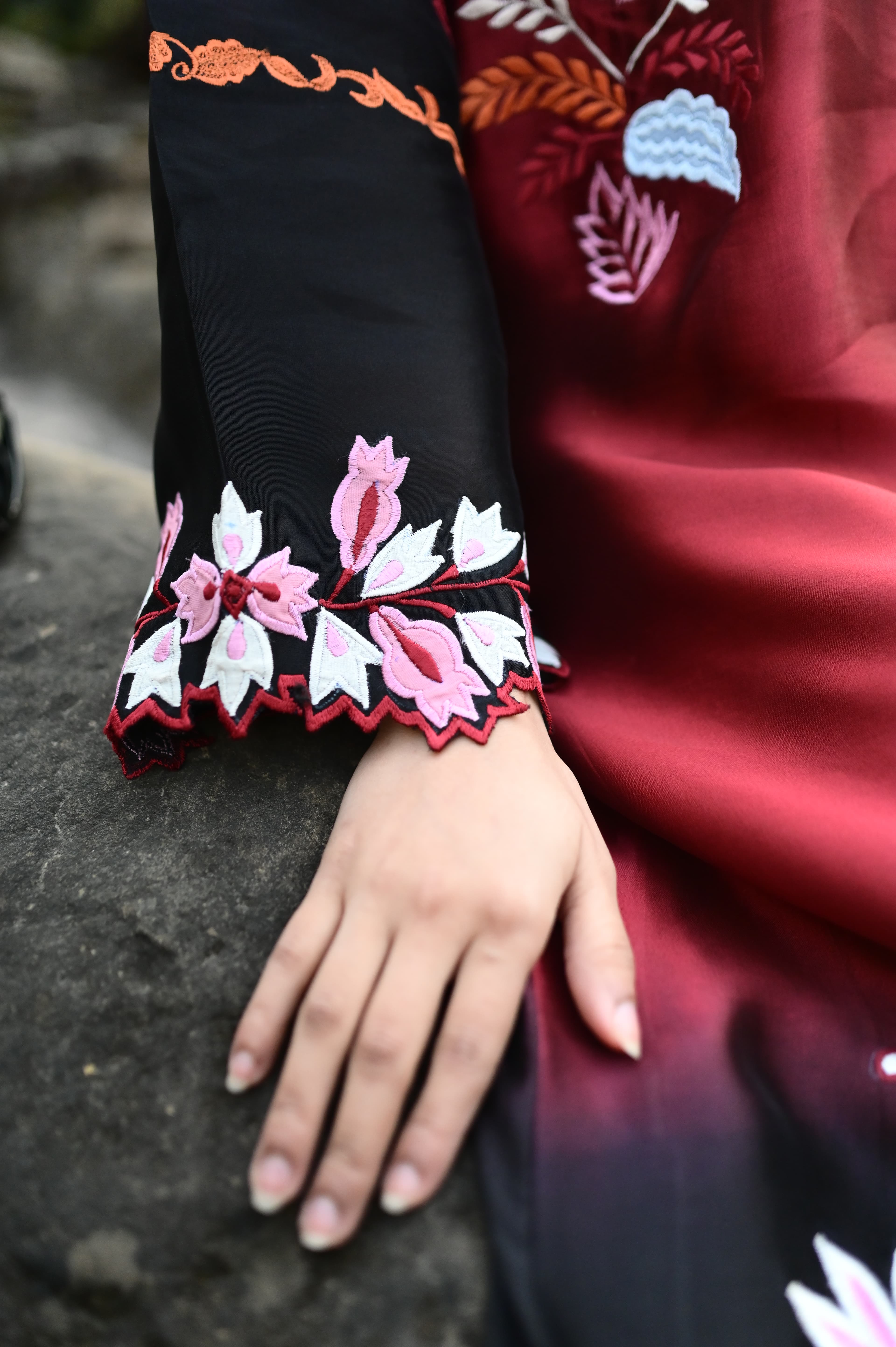 Ruby Noir, lookbook frame 6