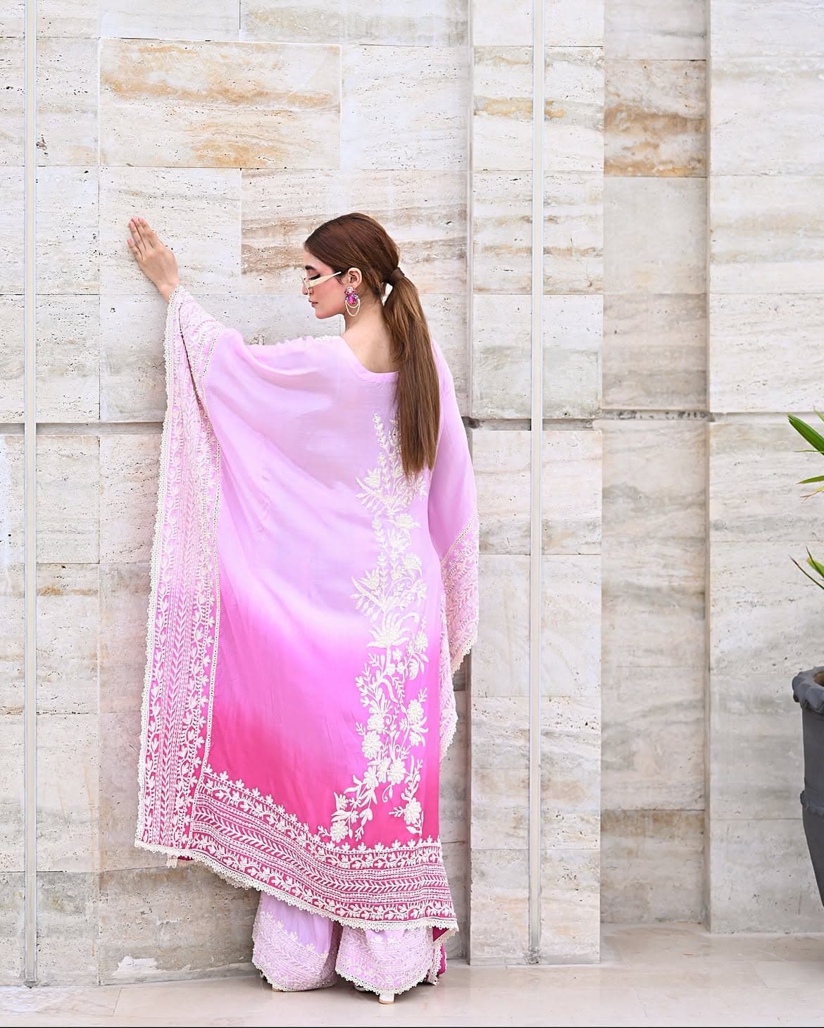 Sable Rose, lookbook frame 2