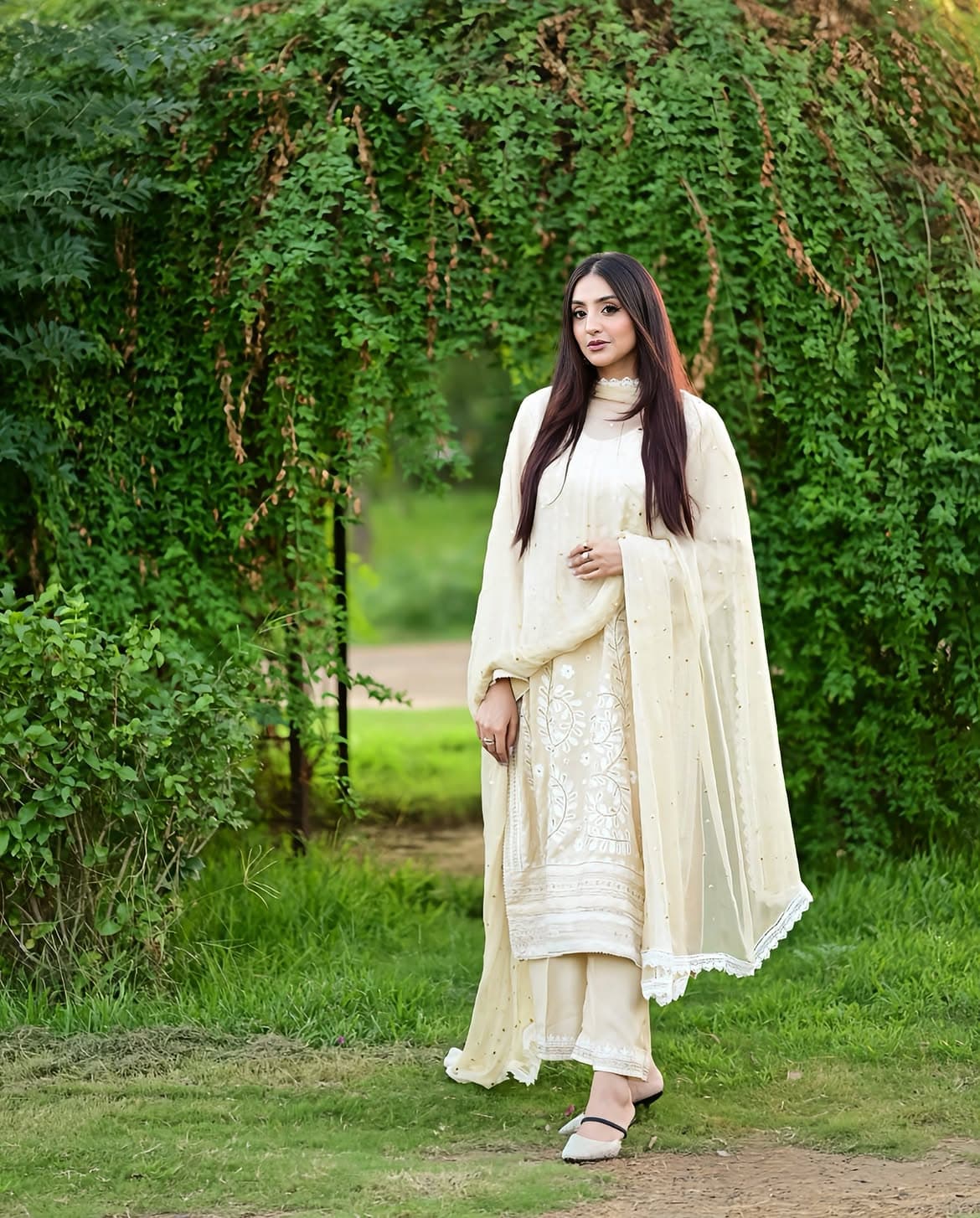 Ivory Pearl, Sheelys